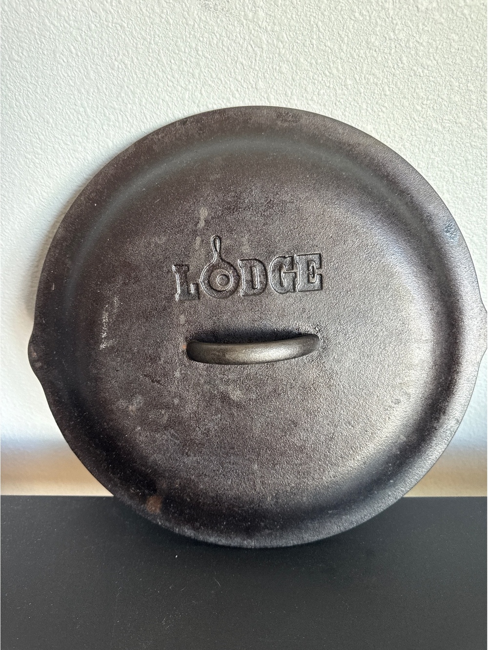 Lodge #10 Cast Iron drip Lid